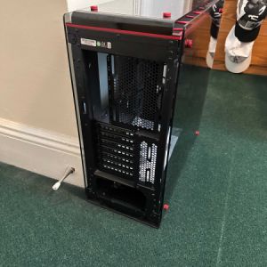 Corsair Crystal 570x RED ATX Mid Tower